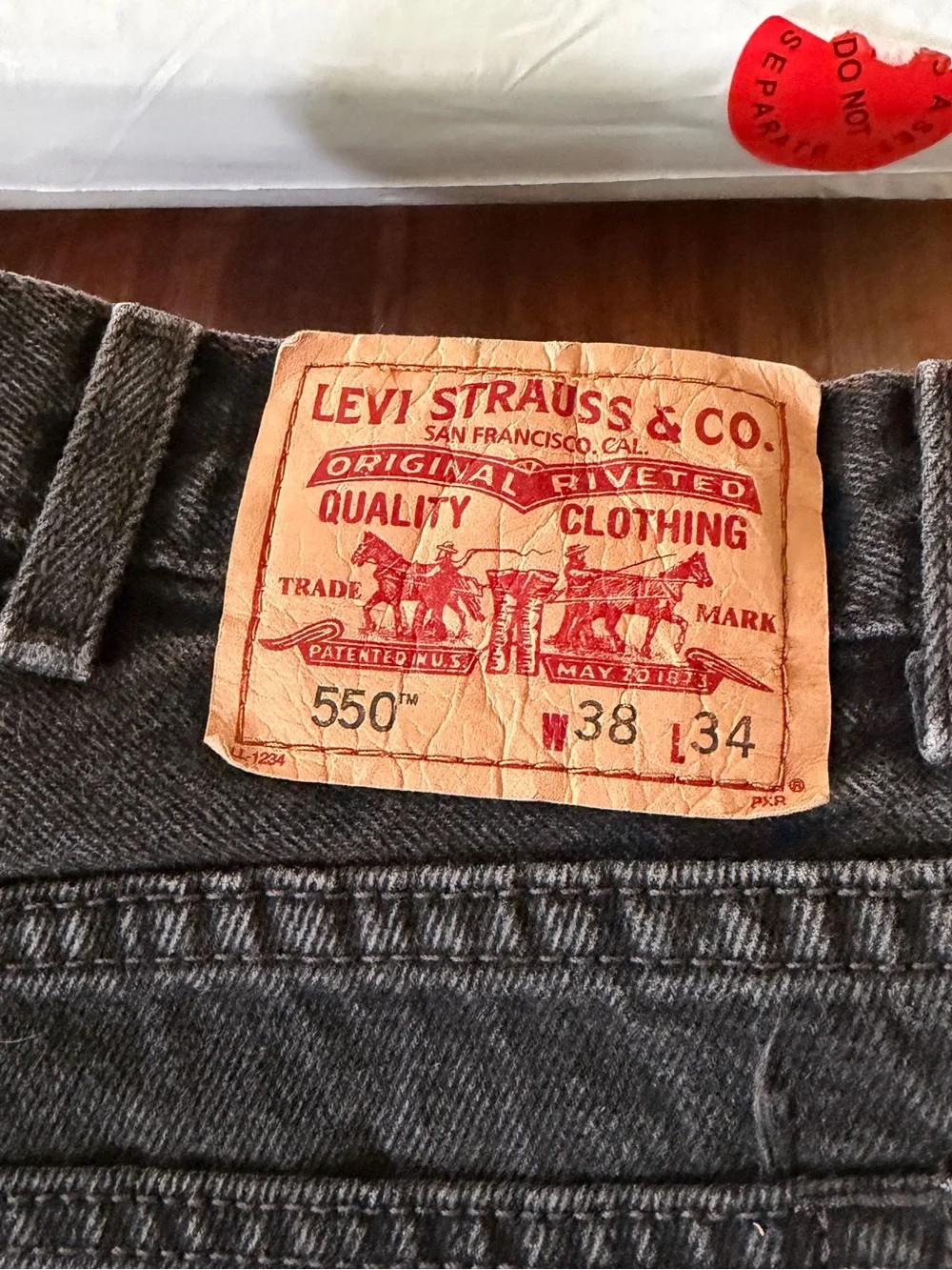 Levi's 550 Men's Black Relax Fit Straight Jeans Size W38xL34